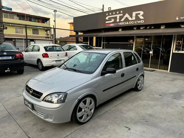 Carro Chevrolet Corsa Hatch 2004 1.8 (Flex)