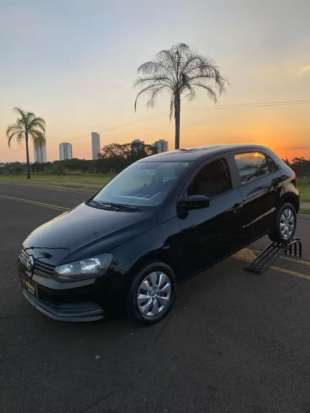 Carro Volkswagen Gol 2014 1.0 Mi Total Flex 8V 2p