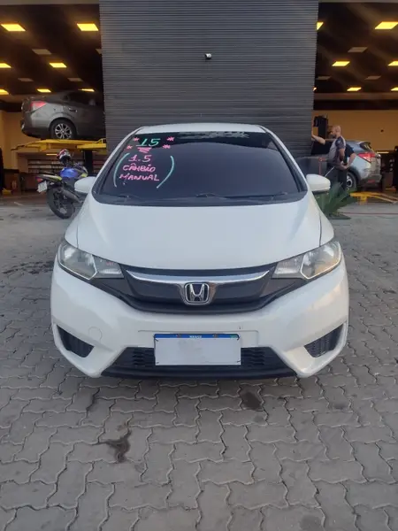 Carro Honda Fit 2015 1.5 16v LX (Flex)