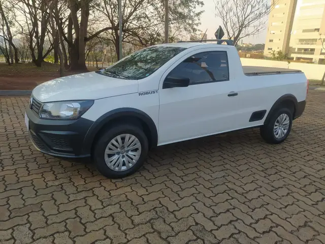 Carro Volkswagen Saveiro 2023 Robust 1.6 MSI CS (Flex)