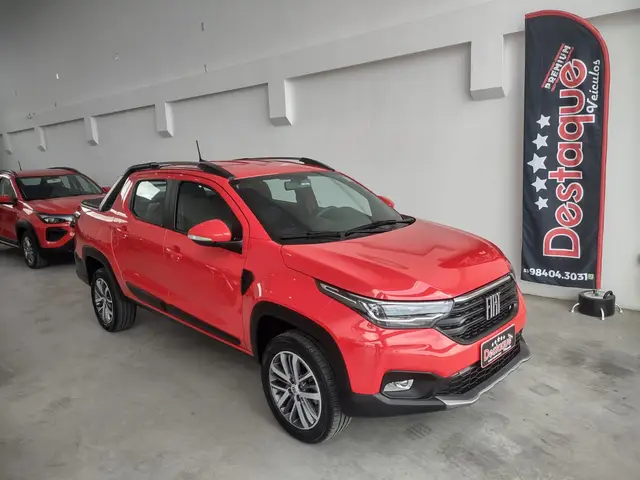 Carro Fiat Strada 2023 Volcano 1.3 8V CD AT