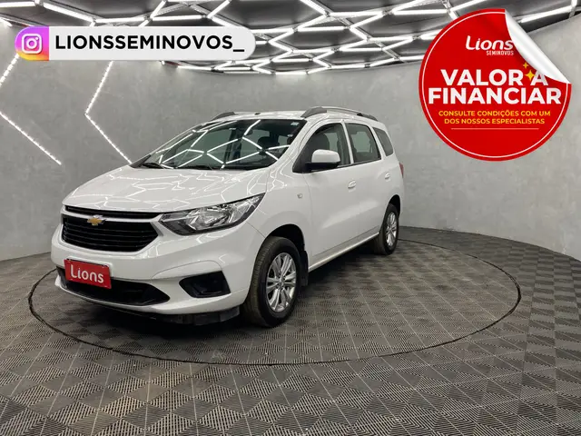 Carro Chevrolet Spin 2022 LT 1.8