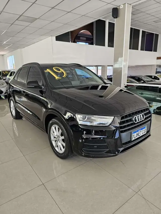 Carro Audi Q3 2019 1.4 TFSI Ambiente S Tronic (Flex)