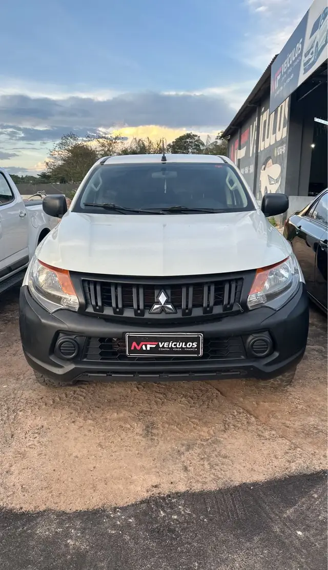 Carro Mitsubishi L200 Triton Sport 2021 Sport 2.4 DID-H GLX 4WD