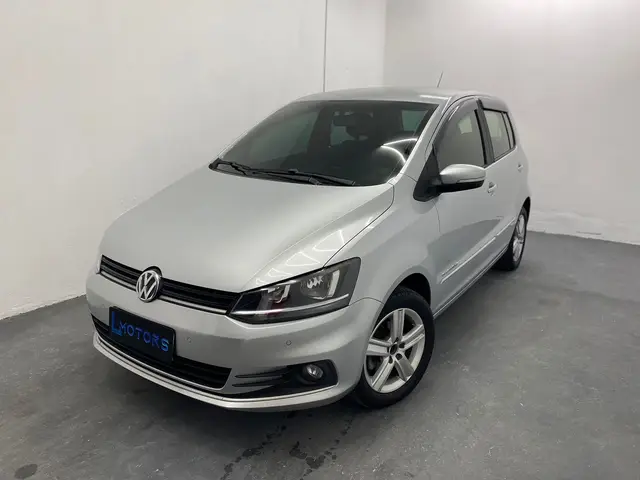 Carro Volkswagen Fox 2017 1.6 MSI Comfortline (Flex)