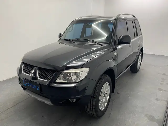 Carro Mitsubishi Pajero TR4 2011 2.0 16V (Flex)