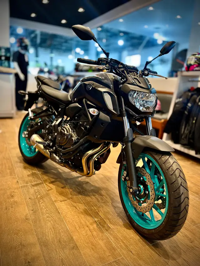 Moto Yamaha MT-07 2025 ABS