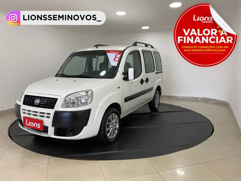 Fiat Doblò Essence 1.8 5L (Flex)