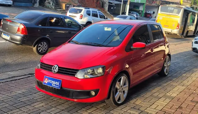 Carro Volkswagen Fox 2011 1.0 8V (Flex) 4p