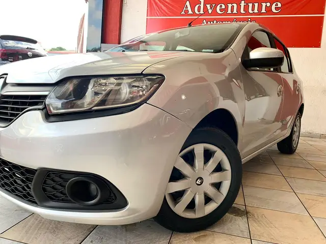 Carro Renault Sandero 2016 Expression 1.0 16V (Flex)