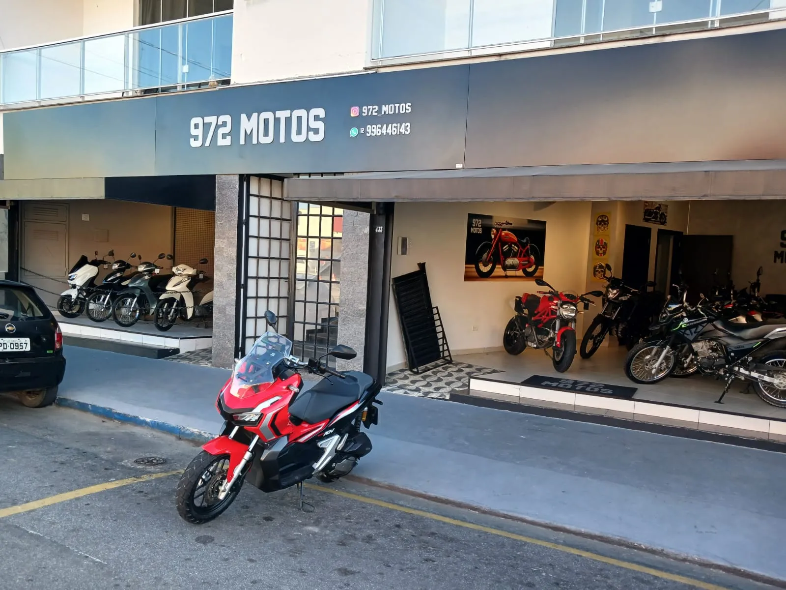 Fachada da loja 972 MOTOS - Caraguatatuba - SP