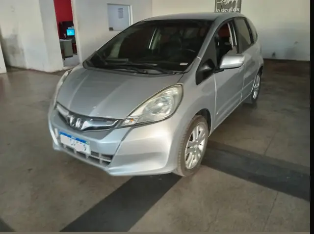 Carro Honda Fit 2013 LX 1.4 (flex)