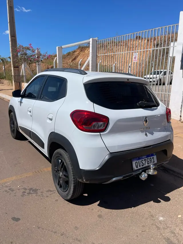 Carro Renault Kwid 2022 Outsider 1.0 12v SCe (Flex)