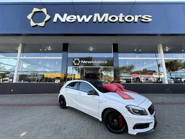 Carro Mercedes-Benz A 45 AMG 2015 A 45 AMG 4Matic DCT