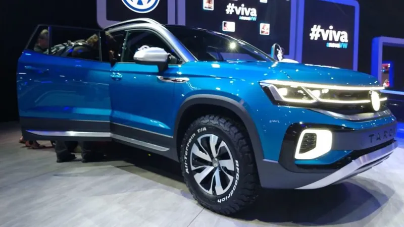 VW terá picape maior que Saveiro contra Chevrolet Montana e Renault Oroch