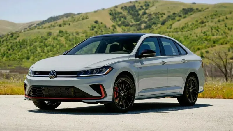 Novo VW Jetta GLI: detalhes do sedan reestilizado em 20 fotos