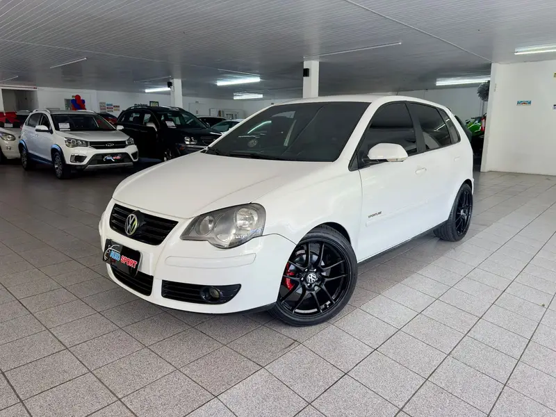 Volkswagen Polo Hatch. Sportline 1.6 8V (Flex)