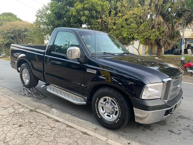 Carro Ford F-250 2007 XLT 4x2 3.9 (Cab Dupla)