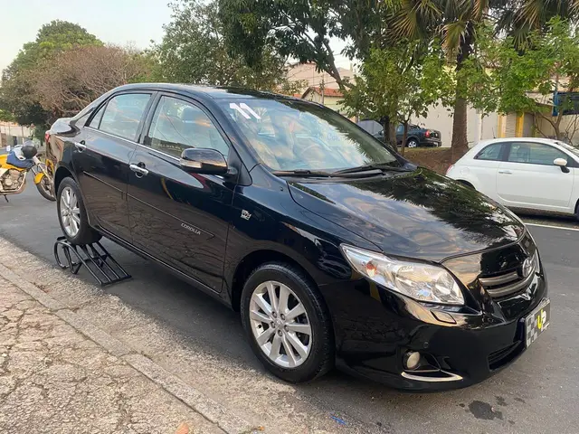 Carro Toyota Corolla 2011 2.0 Altis Multi-Drive S (Flex)
