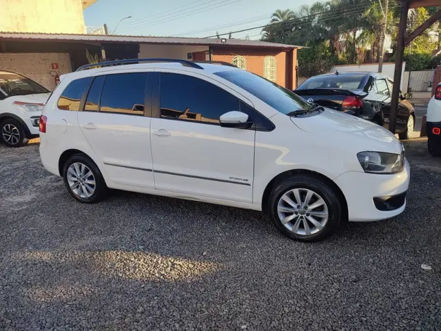 Carro Volkswagen SpaceFox 2011 Sportline 1.6 8V (Flex)