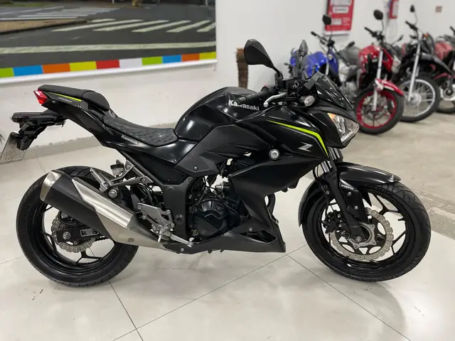 Carro Kawasaki Z 300 2019 296cc