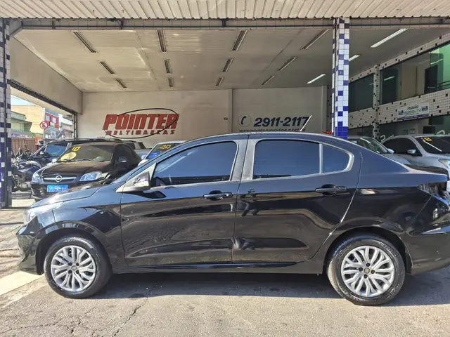 Carro Fiat Cronos 2022 Drive 1.3