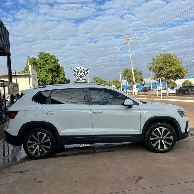Carro Volkswagen Taos 2022 Highline 1.4 TSI (Aut) (Flex)