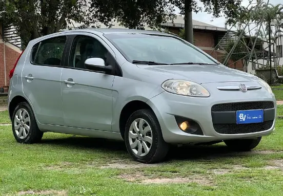 Carro Fiat Palio 2014 Attractive 1.4 8V (Flex)