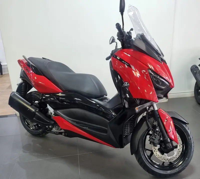 Yamaha XMax ABS