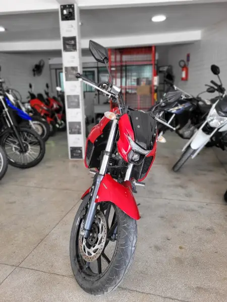 Moto Yamaha YS 250 Fazer 2022 ABS