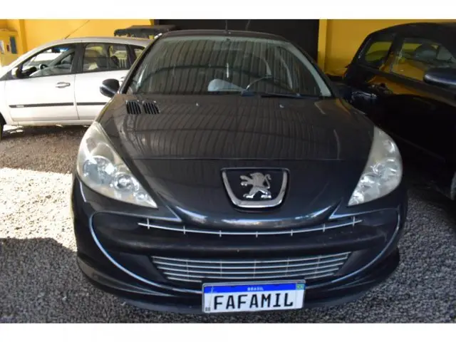 Carro Peugeot 207 2011 Hatch XR 1.4 8V (flex) 4p