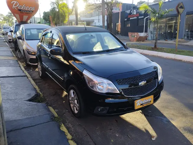Carro Chevrolet Agile 2011 LTZ 1.4 8V (Flex)
