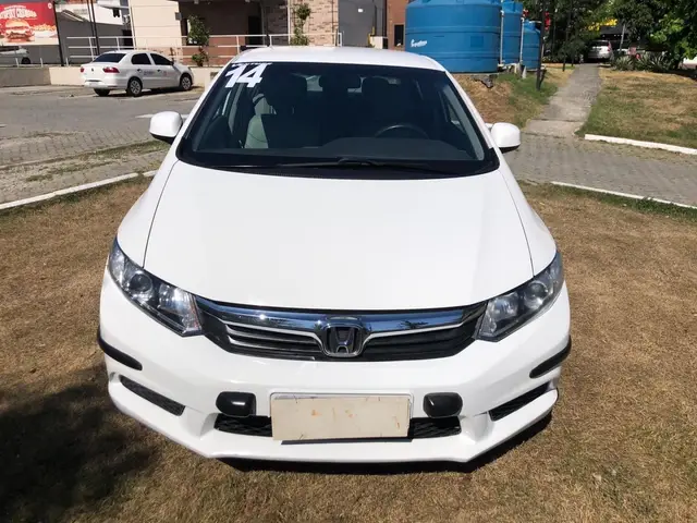 Carro Honda Civic 2014 LXS 1.8 i-VTEC (Aut) (Flex)