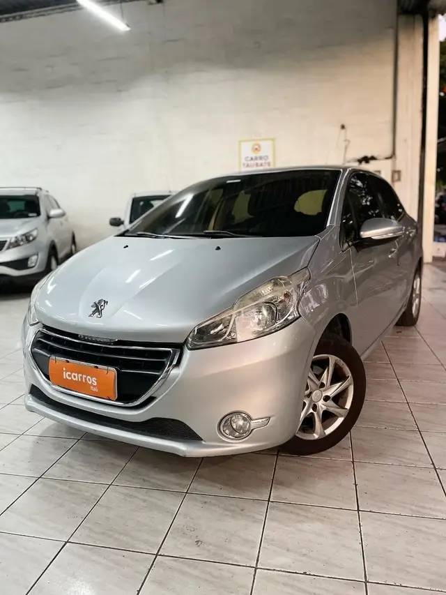 Carro Peugeot 208 2016 Active 1.5 8V (Flex)