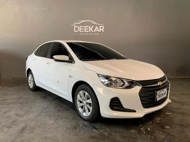 Carro Chevrolet Onix Plus 2021 1.0 LT (Flex)