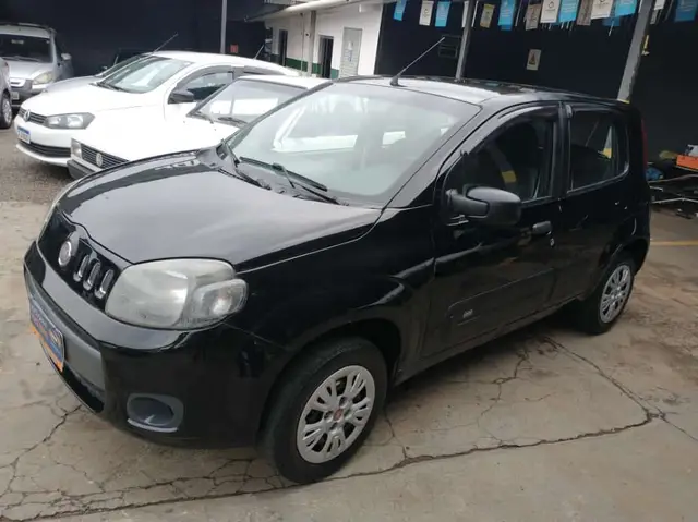 Carro Fiat Uno 2012 Vivace Celeb. 1.0 8V (Flex) 2p