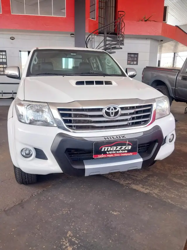 Carro Toyota Hilux Cabine Dupla 2015 Hilux 2.7 4x4 CD STD (Flex)