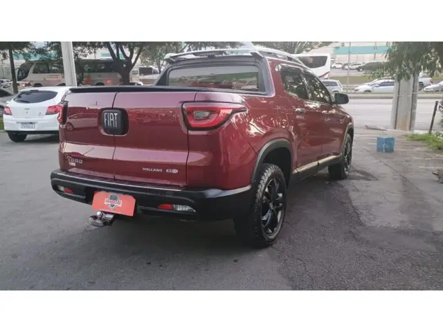 Carro Fiat Toro 2018 Volcano 2.0 diesel AT9 4x4