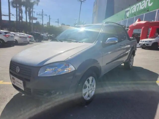 Carro Fiat Strada 2013 Working 1.4 (Flex) (Cabine Dupla)