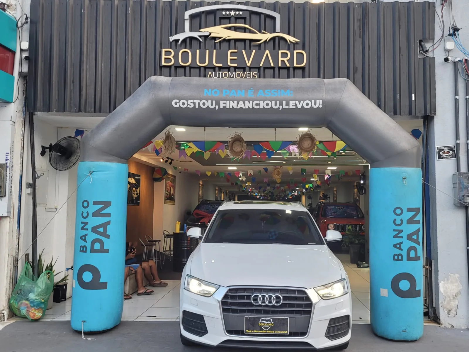 Fachada da loja Veículos à venda em BOULEVARD AUTOM - Belém - PA | Mobiauto