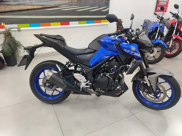Carro Yamaha MT-03 2021 ABS