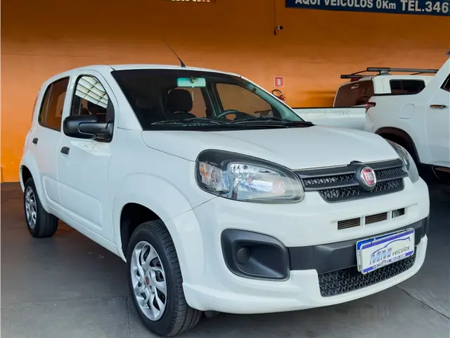 Carro Fiat Uno 2020 Attractive 1.0 8V (Flex) 4p