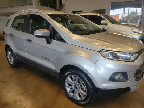 Carro Ford EcoSport 2015 S 1.6 16V Flex 5p