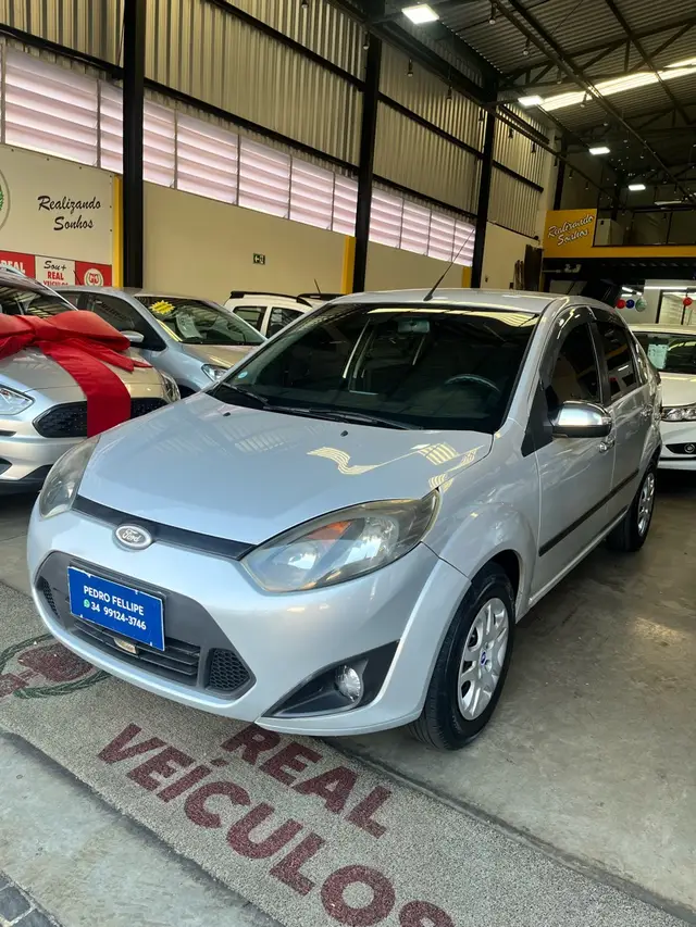 Carro Ford Fiesta Sedan 2012 1.6 (Flex)