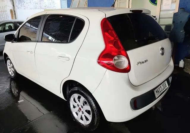 Carro Fiat Palio 2015 Attractive 1.0 Evo (Flex)