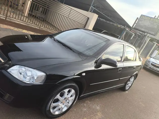 Carro Chevrolet Astra Hatch 2008 Advantage 2.0 (Flex)