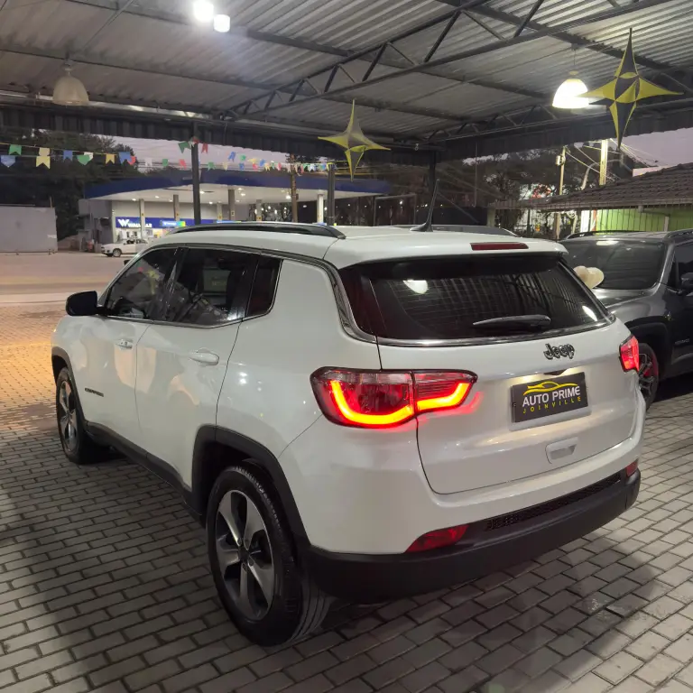 Jeep Compass 2.0 Sport 4WD (Aut) (Flex)