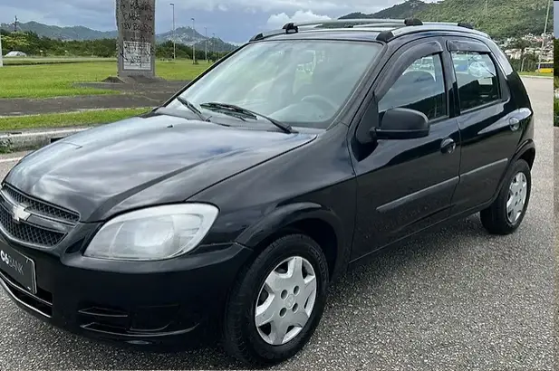 Carro Chevrolet Celta 2013 LT 1.0 (Flex)