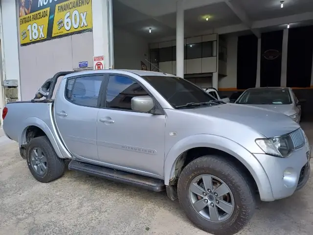 Carro Mitsubishi L200 Triton Sport 2010 L 200 Triton HPE 4x4 3.2 (aut) (cab. dupla)