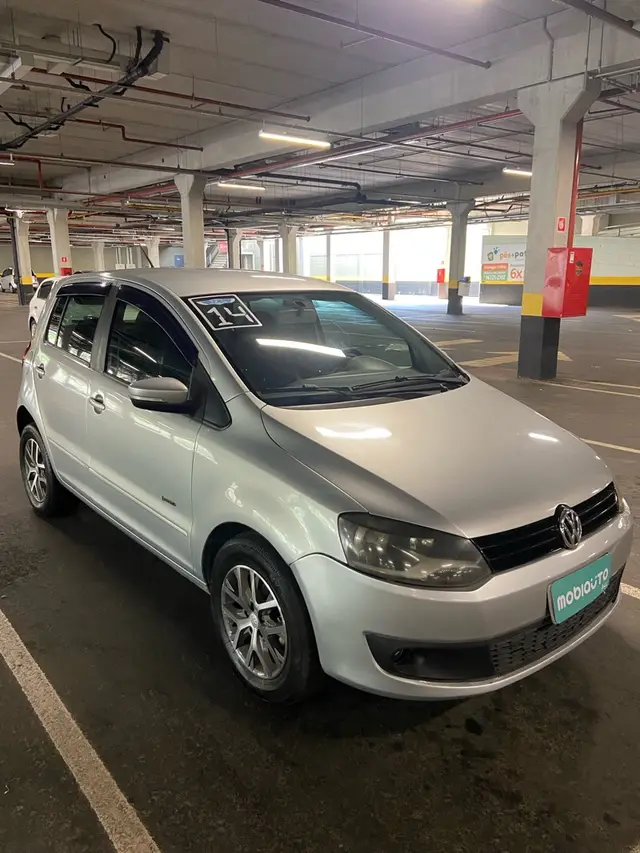 Carro Volkswagen Fox 2014 1.6 VHT (Flex)